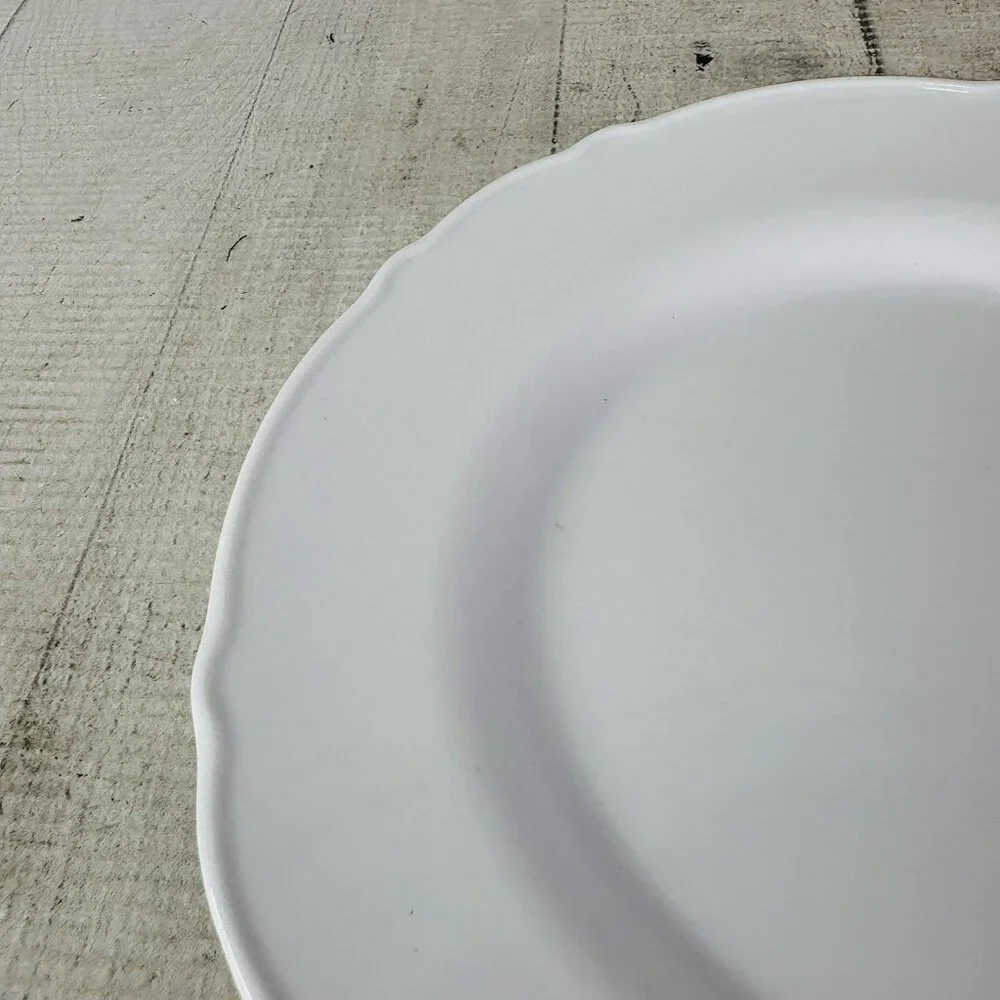 Ikea of Sweden UPPLAGA 21986 White Scalloped Porcelain Lunch Salad Plates Set 4